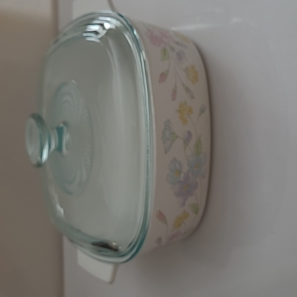 Vintage corningware A-2-B 2L Casserole dish with pyrex lid paster flower pattern - Picture 1 of 5